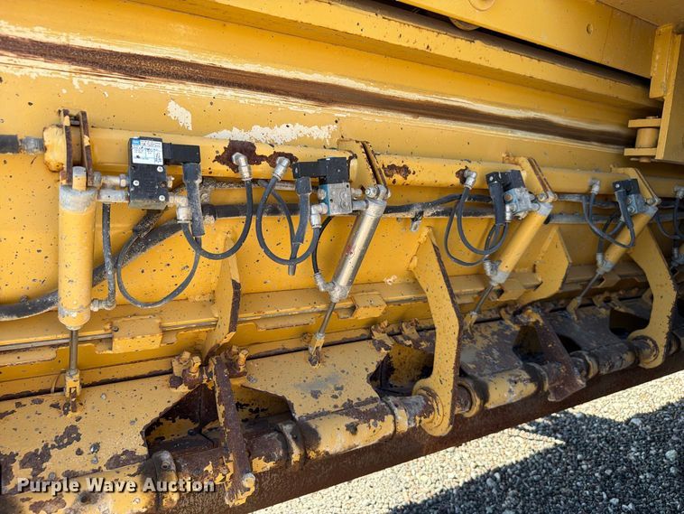 image for item EW7506 2008 Etnyre Quad chip spreader