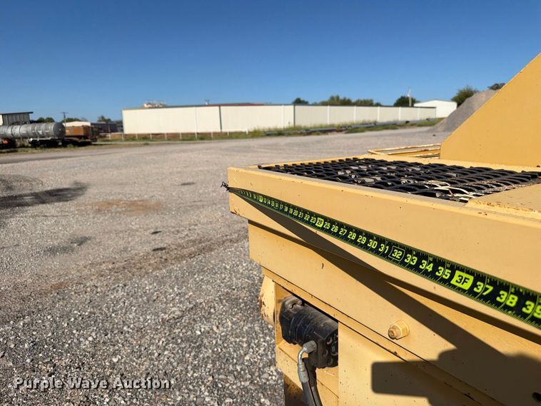 image for item EW7506 2008 Etnyre Quad chip spreader