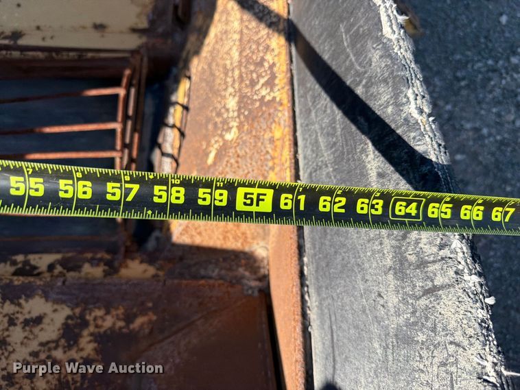 image for item EW7506 2008 Etnyre Quad chip spreader