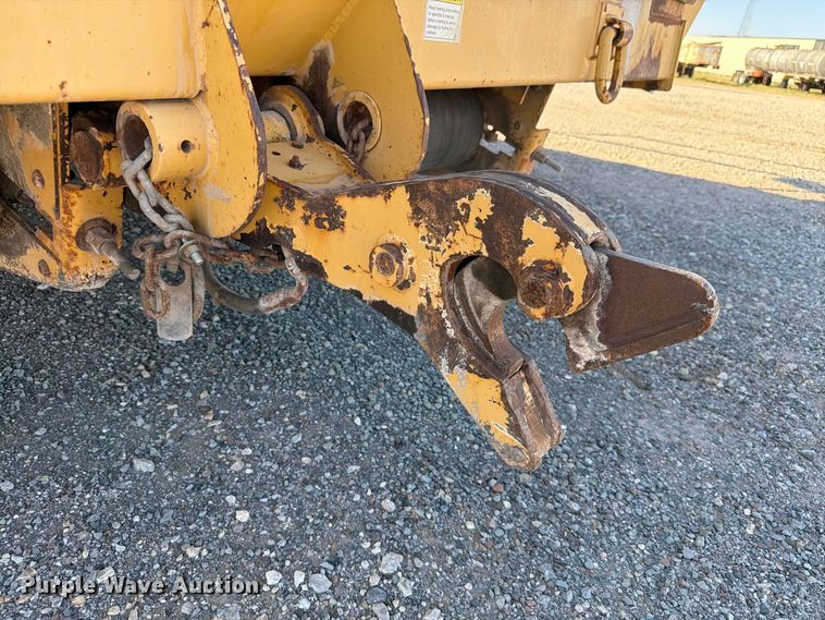 image for item EW7506 2008 Etnyre Quad chip spreader