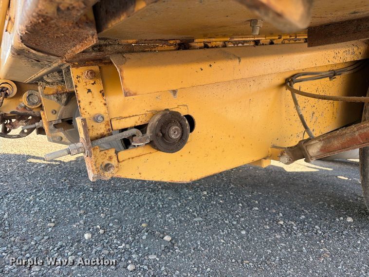image for item EW7506 2008 Etnyre Quad chip spreader