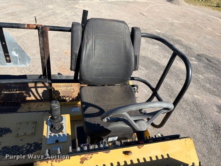 image for item EW7506 2008 Etnyre Quad chip spreader