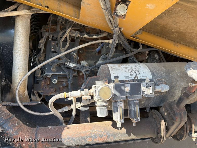 image for item EW7506 2008 Etnyre Quad chip spreader