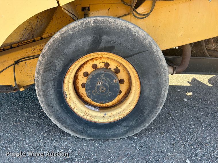 image for item EW7506 2008 Etnyre Quad chip spreader