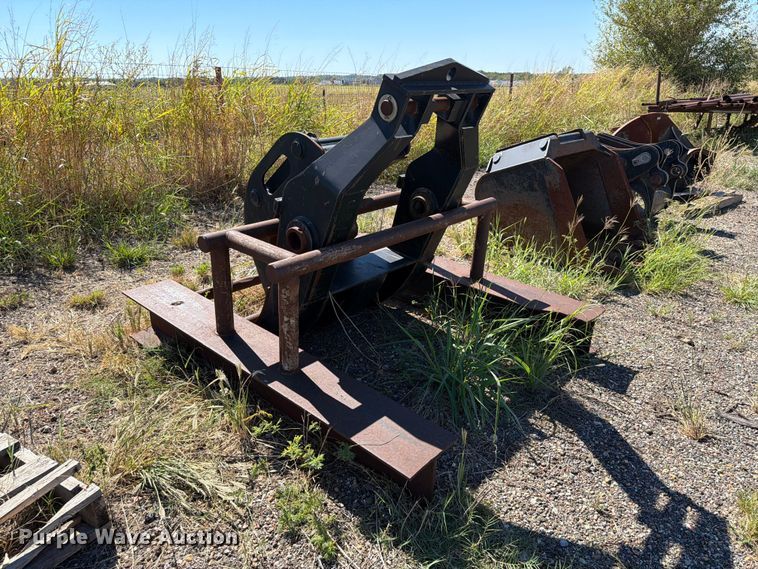image for item EW7507 Gradall grapple