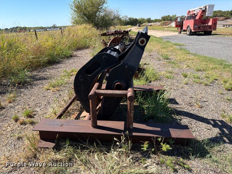image for item EW7507 Gradall grapple