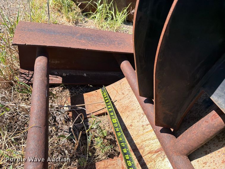 image for item EW7507 Gradall grapple