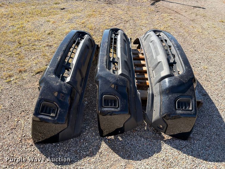image for item EW7511 Chevrolet (3) Chevrolet bumper