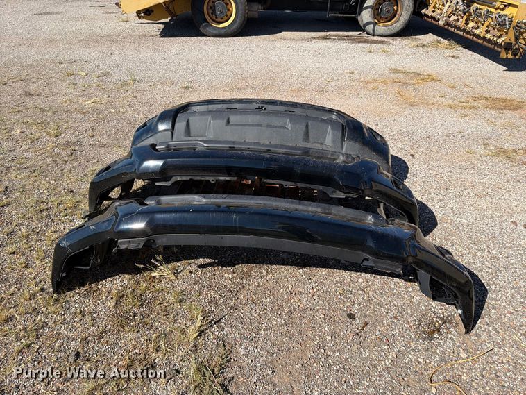 image for item EW7511 Chevrolet (3) Chevrolet bumper