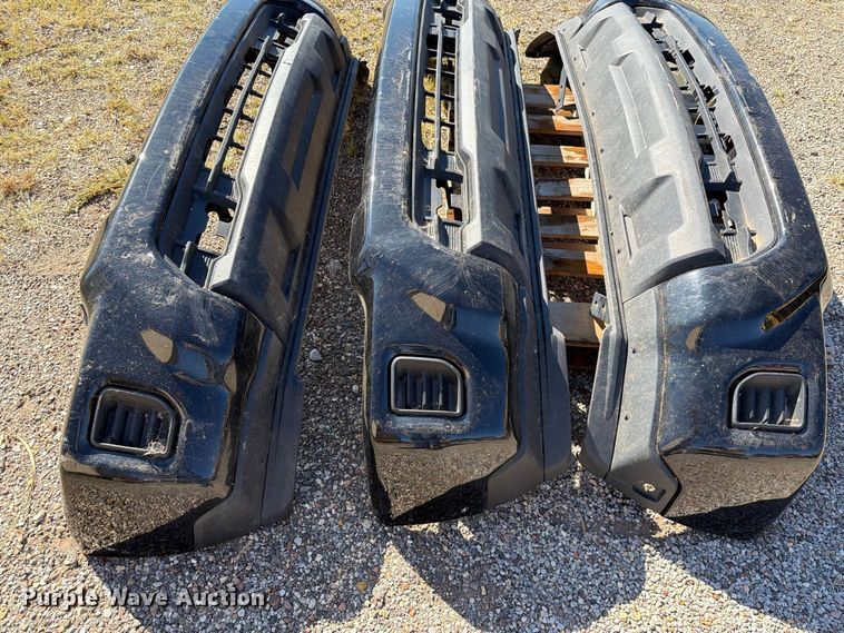 image for item EW7511 Chevrolet (3) Chevrolet bumper