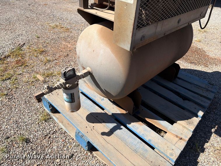 image for item EW7512 (2) Industrial Air machine gas powered air compressors