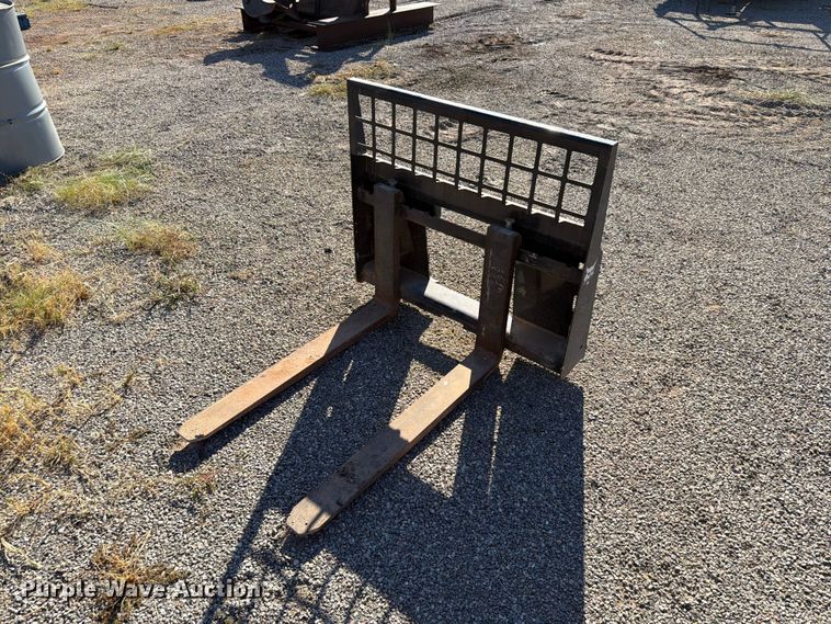 image for item EW7513 Bobcat compact utility loader forks