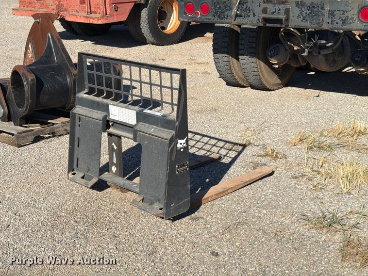 image for item EW7513 Bobcat compact utility loader forks