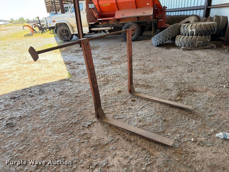 image for item EW7514 Backhoe forks