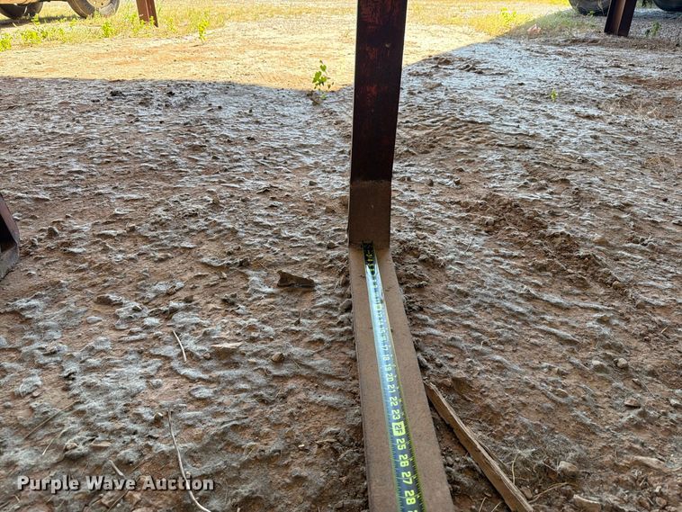 image for item EW7514 Backhoe forks