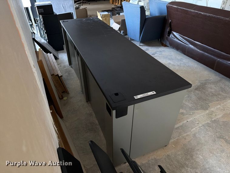 image for item EW7529 Table