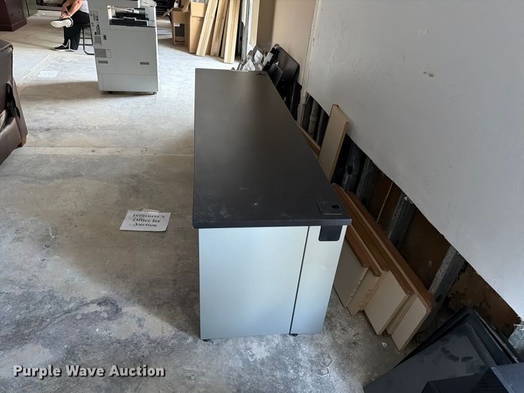 image for item EW7529 Table