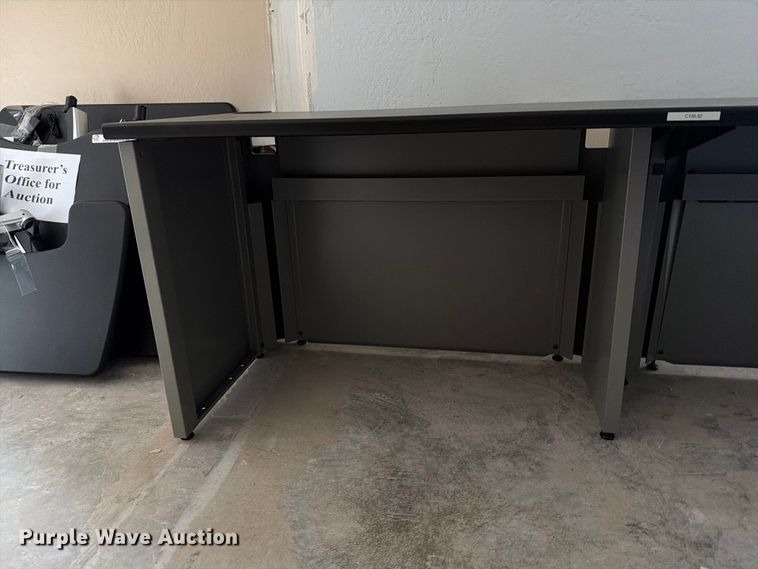 image for item EW7529 Table
