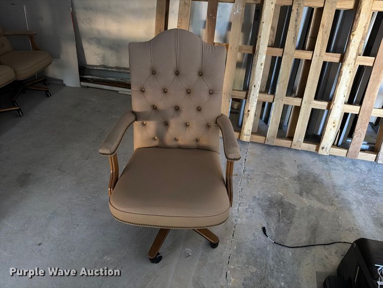 image for item EW7532 (15) chairs
