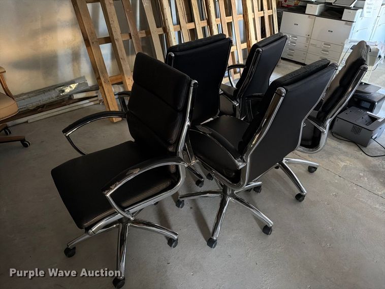image for item EW7532 (15) chairs