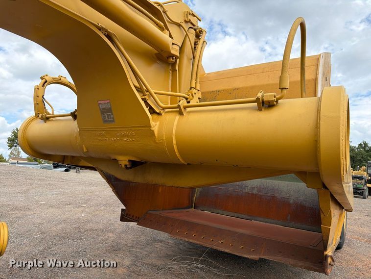 image for item EW7539 1984 Caterpillar 621B conventional scraper 