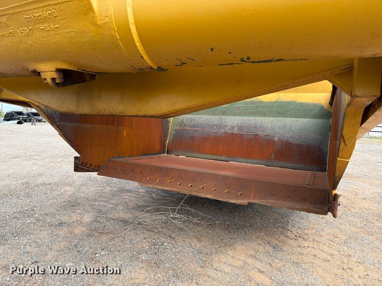 image for item EW7539 1984 Caterpillar 621B conventional scraper 
