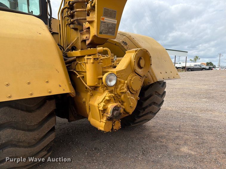 image for item EW7539 1984 Caterpillar 621B conventional scraper 