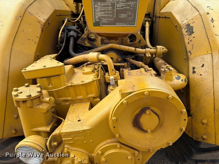 image for item EW7539 1984 Caterpillar 621B conventional scraper 