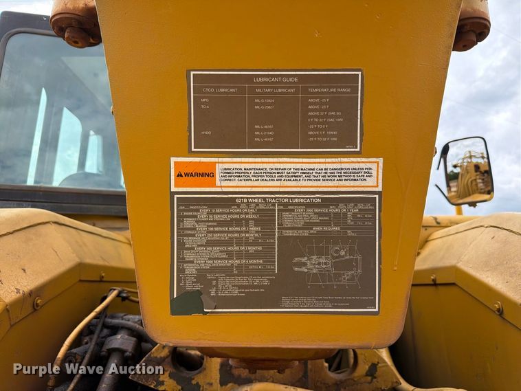 image for item EW7539 1984 Caterpillar 621B conventional scraper 