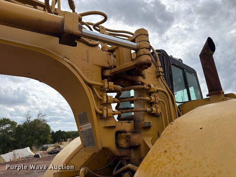 image for item EW7539 1984 Caterpillar 621B conventional scraper 