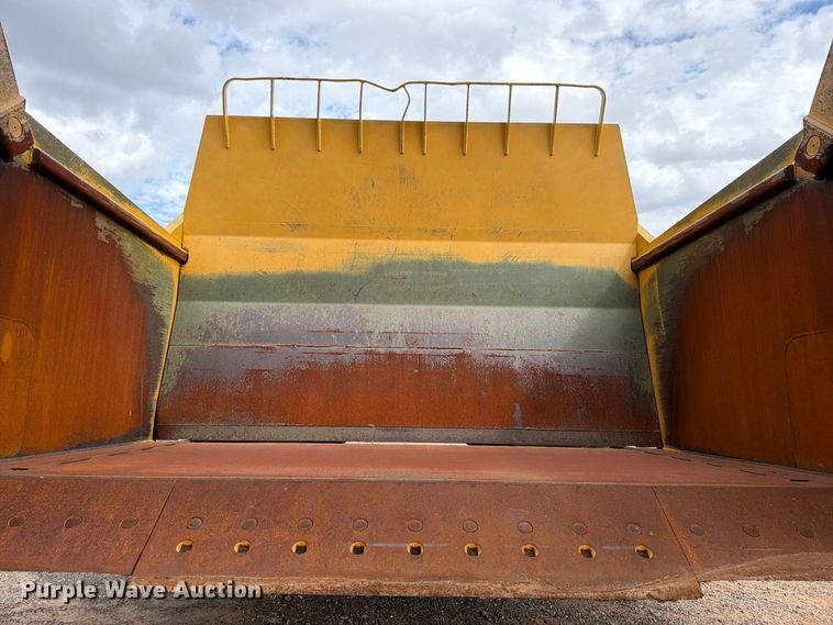 image for item EW7539 1984 Caterpillar 621B conventional scraper 