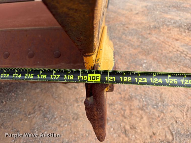 image for item EW7539 1984 Caterpillar 621B conventional scraper 