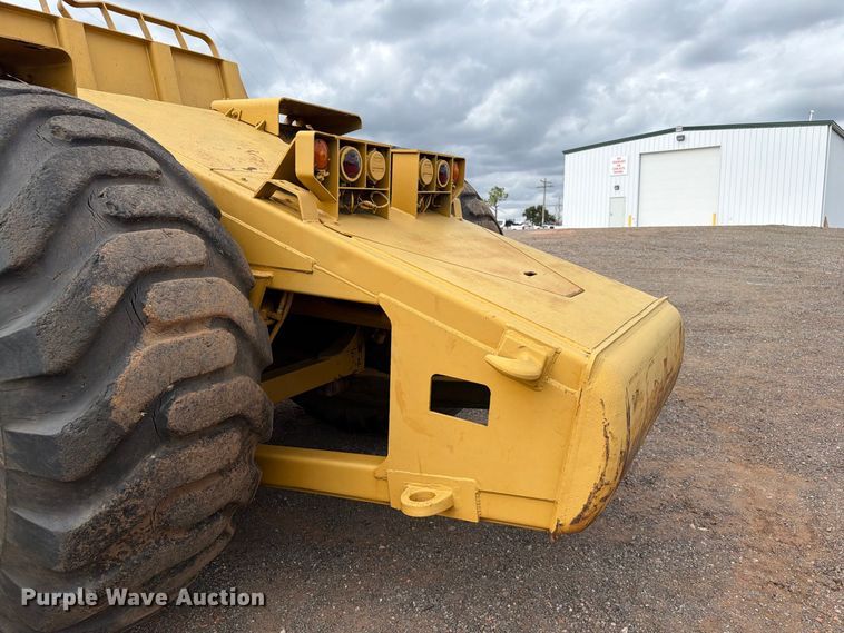 image for item EW7539 1984 Caterpillar 621B conventional scraper 
