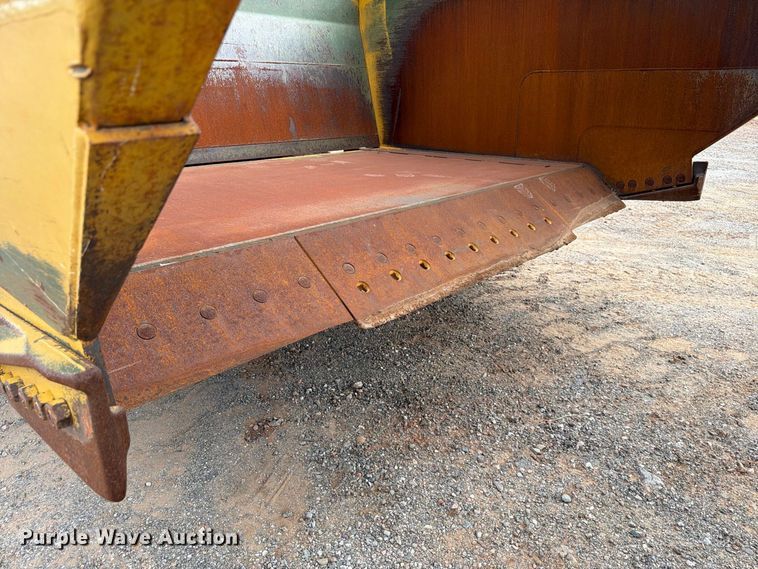 image for item EW7539 1984 Caterpillar 621B conventional scraper 