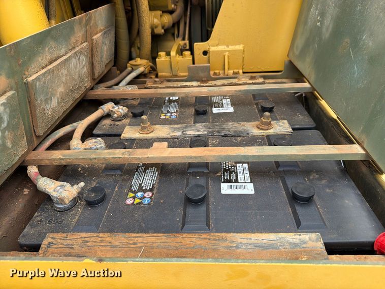 image for item EW7539 1984 Caterpillar 621B conventional scraper 
