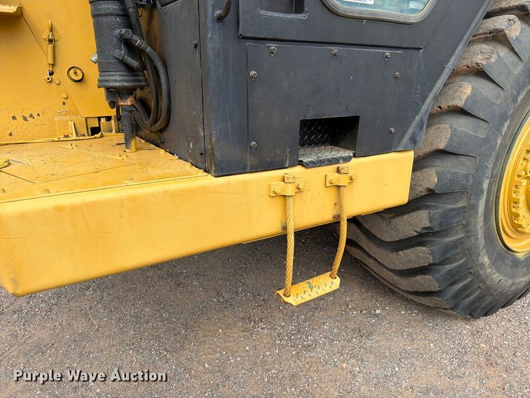 image for item EW7539 1984 Caterpillar 621B conventional scraper 