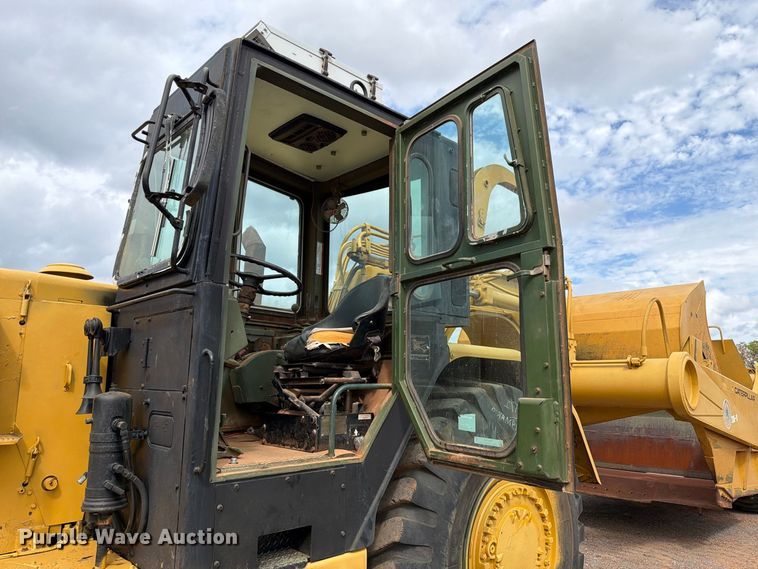 image for item EW7539 1984 Caterpillar 621B conventional scraper 