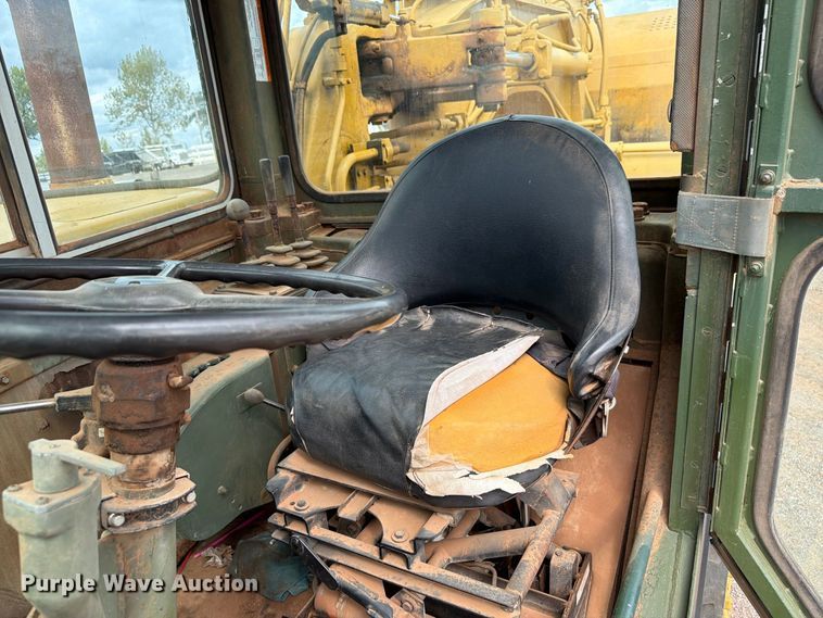 image for item EW7539 1984 Caterpillar 621B conventional scraper 