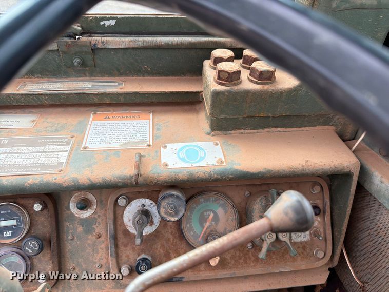 image for item EW7539 1984 Caterpillar 621B conventional scraper 