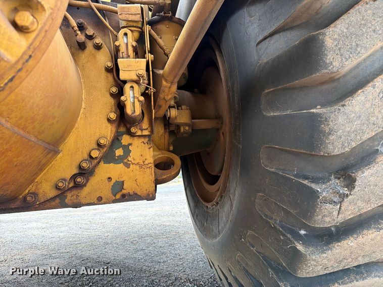 image for item EW7539 1984 Caterpillar 621B conventional scraper 