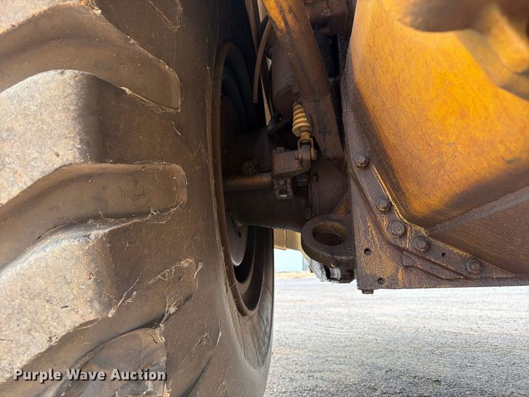 image for item EW7539 1984 Caterpillar 621B conventional scraper 