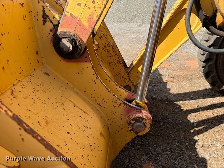 image for item EW7540 1998 John Deere 310SE backhoe