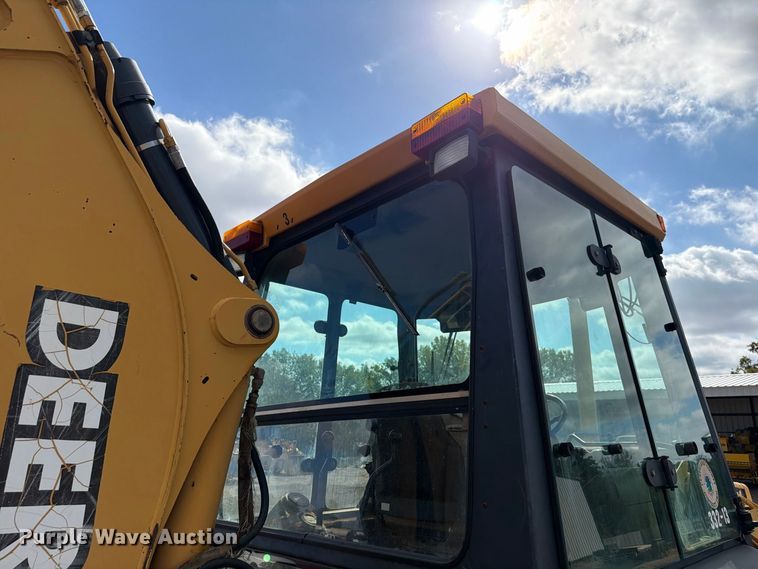image for item EW7540 1998 John Deere 310SE backhoe