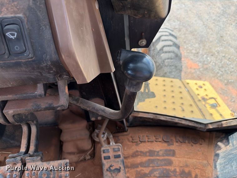 image for item EW7540 1998 John Deere 310SE backhoe