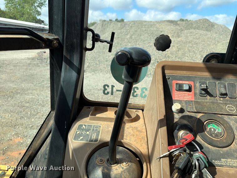image for item EW7540 1998 John Deere 310SE backhoe
