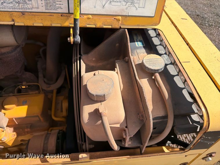 image for item EW7540 1998 John Deere 310SE backhoe