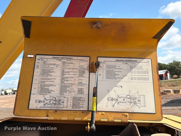 image for item EW7540 1998 John Deere 310SE backhoe