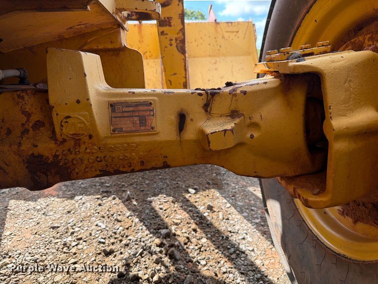 image for item EW7540 1998 John Deere 310SE backhoe