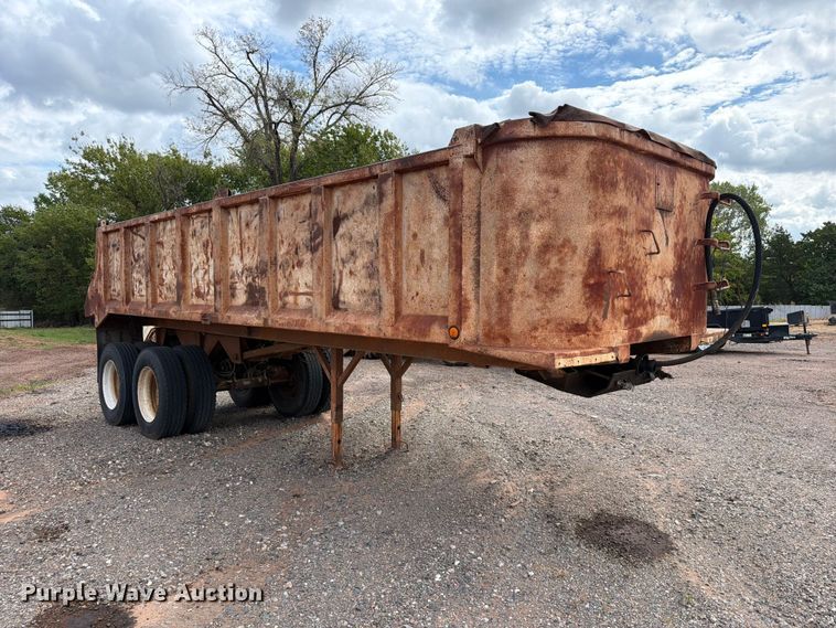 image for item EW7541 1990 Hibilt 24-24-HI-DP end dump trailer