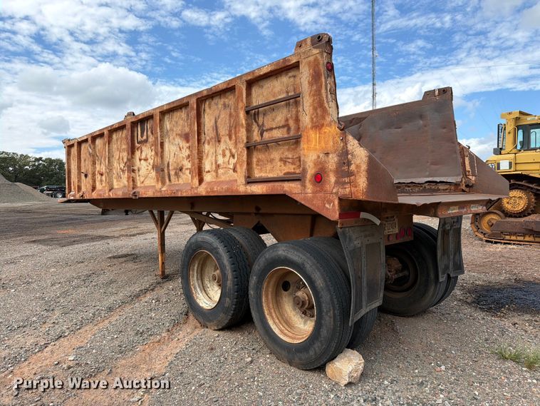 image for item EW7541 1990 Hibilt 24-24-HI-DP end dump trailer